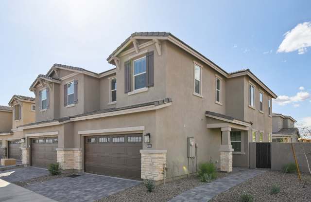 BB Living Desert Ridge photos photos