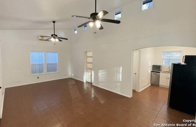 1207 ELM GROVE RD photos photos