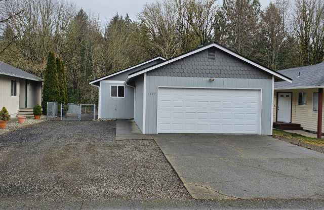 Port Orchard Rambler - 1227 Sherman Avenue, Port Orchard, WA 98366