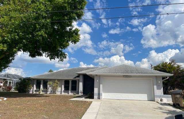 3425 SE 10th Avenue photos photos