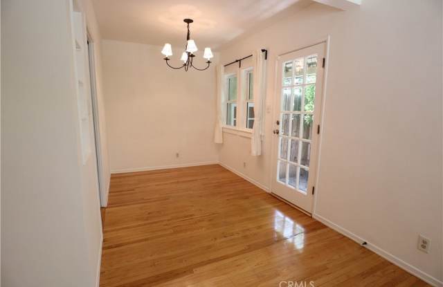 5441 Burnet Avenue Gallery 4