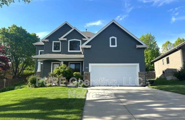 18424 Howard St photos photos