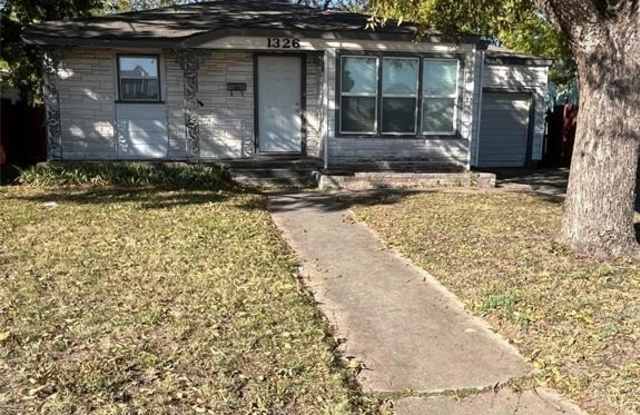 1326 Clinton - 1326 Clinton Street, Abilene, TX 79603