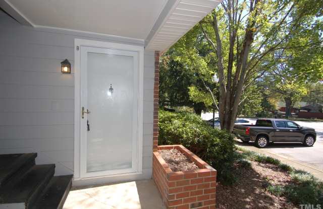 2100 Sutton Drive Gallery 3