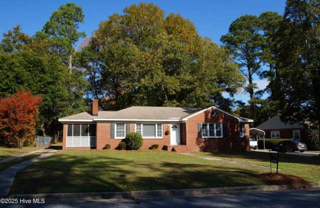 1207 S Overlook Drive - 1207 South Overlook Drive, Greenville, NC 27858
