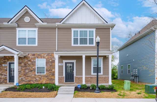 Bright 3-Bed End-Unit Townhome in Cedar Station with Modern Finishes  Private Outdoor Spaces photos photos
