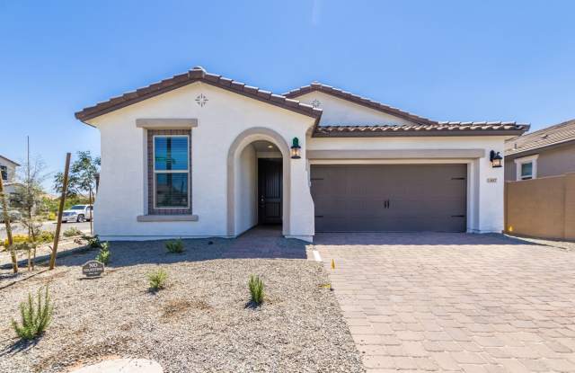 Beautifully Furnished Home in New Gilbert Community photos photos