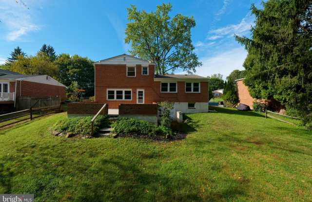 7 DOE Lane Gallery 3