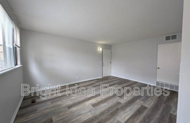5940 East River Road - 3 photos photos