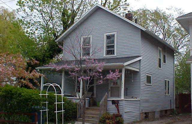 1402 Knollwood Ave photos photos