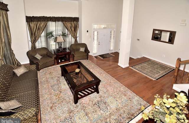 3924 POPLAR CREEK CT Gallery 3