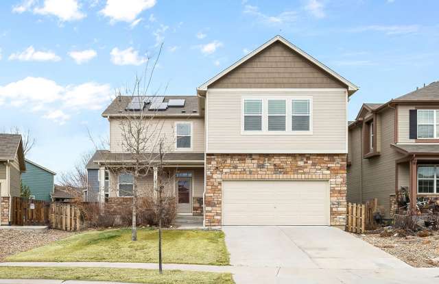 Available NOW! 4 Bedroom 2.5 Bath SFH - 12715 East 104th Place, Commerce City, CO 80022