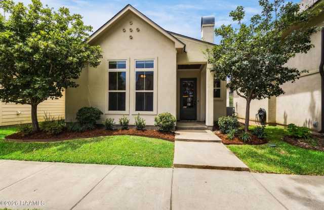 405 S Montauban Drive Gallery 3
