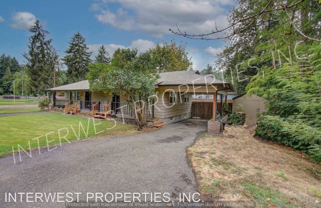 955 NW 6TH AVE - 955 Northwest 6th Avenue, Camas, WA 98607