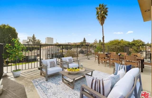 15207 Morrison St photos photos