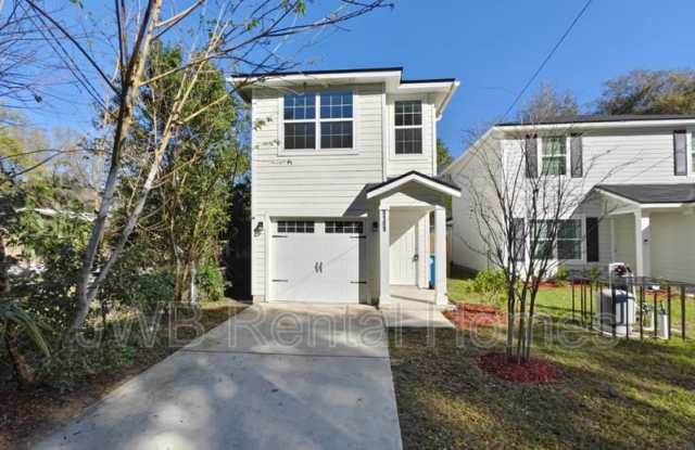 9109 India Ave photos photos