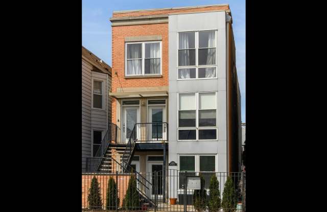 3502 W Diversey Avenue unit: 2 photos photos