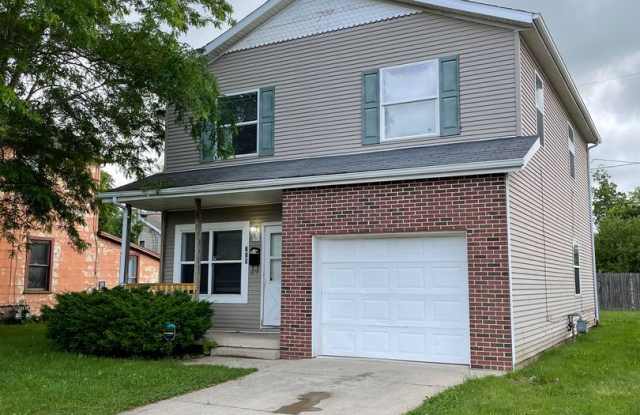 For Rent - Four-Bedroom Two-Bathroom Home Available September photos photos