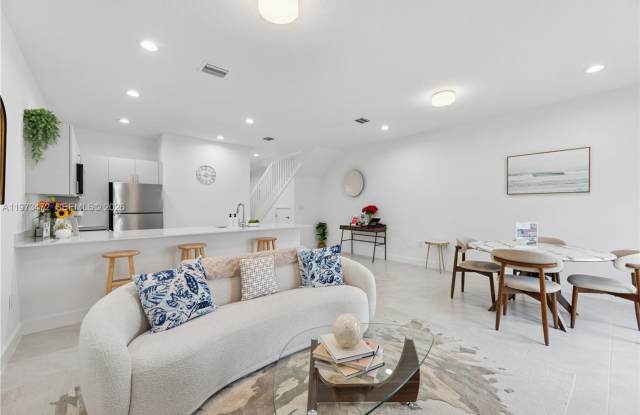355 NW 30 Terrace 0601, Pompano Beach, FL 33069 Gallery 3