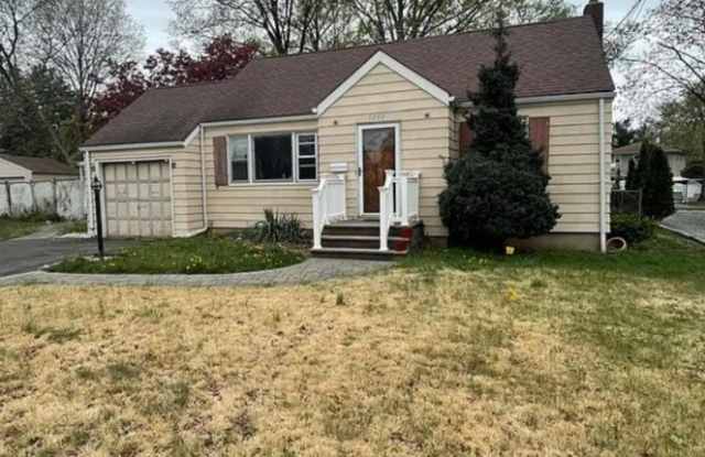 1292 Crescent Ave - 1292 Crescent Avenue, Roselle, NJ 07203