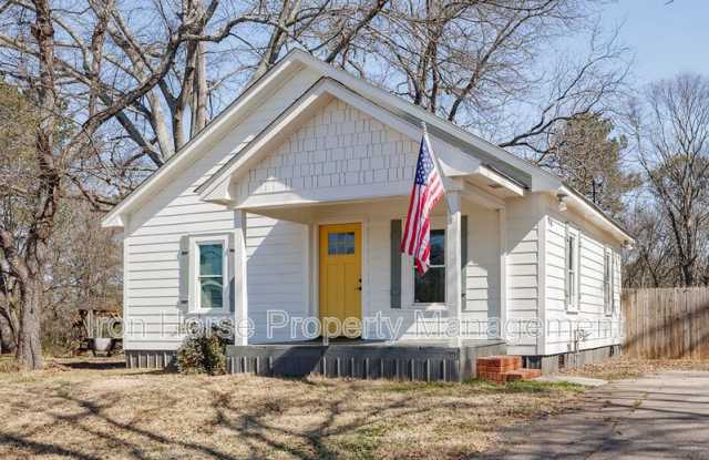 2084 Broad Street photos photos