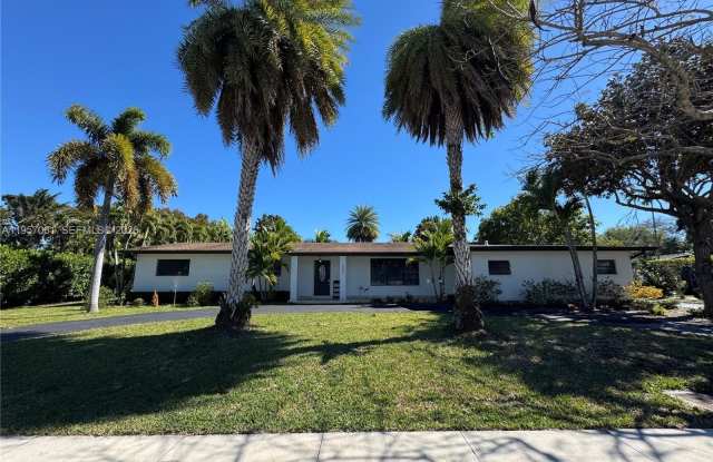 13451 SW 74th Ave photos photos