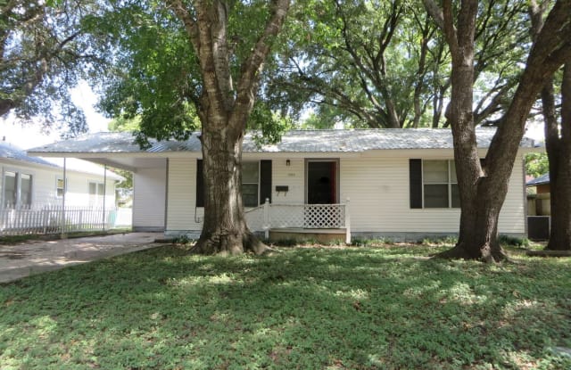 1803 Eubank Street - 1803 Eubank Street, Georgetown, TX 78626