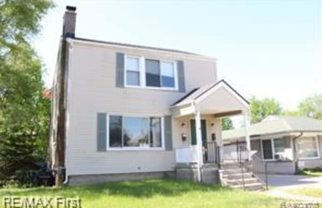 1321 W 9 MILE Road - 1321 West 9 Mile Road, Ferndale, MI 48220