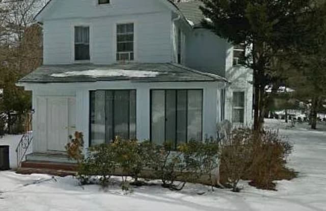 5 East Rd - 5 East Road, Kings Point, NY 11024
