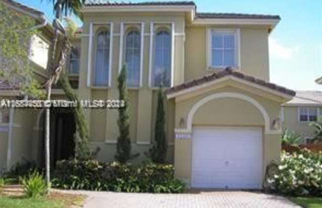 12320 SW 123rd St - 12320 Southwest 123rd Street, Three Lakes, FL 33186
