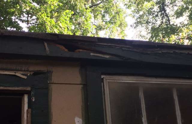 2107 HUMBOLDT ST 4/2 FIXER UPPER photos photos