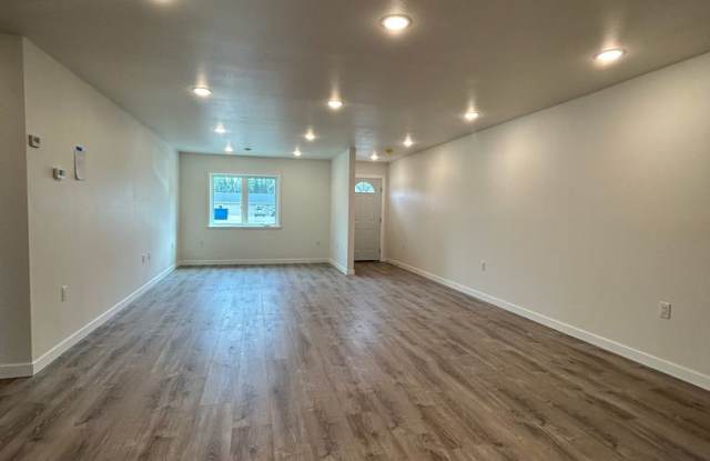 Newly Built, 2 Bedroom 2 Bathroom Apartment Gallery 3