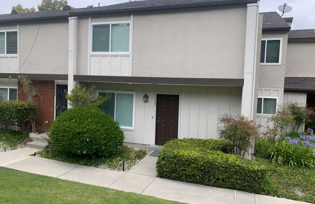 1722 Kingsdown Court photos photos