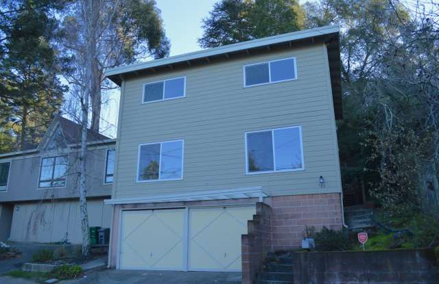Large home in the Berkeley Hills newly remodeled - 189 Fairlawn Drive, Berkeley, CA 94708