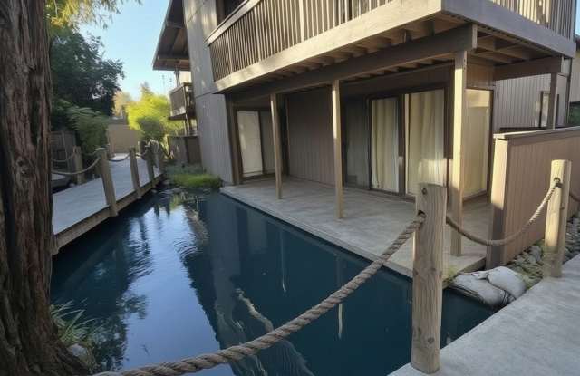 Charming Waterfront 1-Bedroom Condo for Rent in Timberlake Community Gallery 3