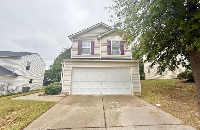 **OFFERING REFUNDABLE APPLICATION FEES & $150 MOVE IN PROMOTION** Spacious 3BD, 2.5BA Raleigh Home Near White Oak Crossing and Downtown Raleigh Gallery 1