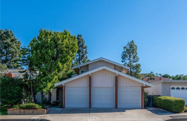 17 Bethany Drive - 17 Bethany Drive, Irvine, CA 92603