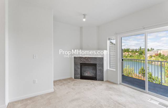 Two Bedroom Condo in Progress Ridge - DEPOSIT SPECIAL - 15225 Southwest Mallard Drive, Beaverton, OR 97007