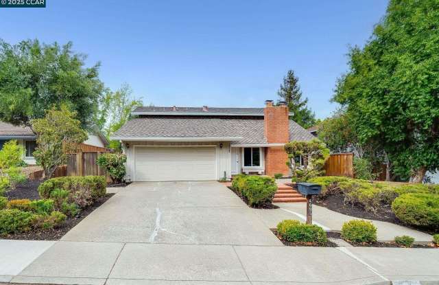 4695 S Larwin Ave - 4695 South Larwin Avenue, Concord, CA 94521