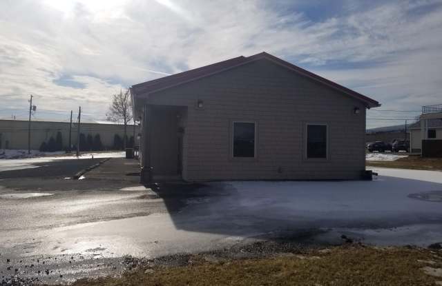 1950 JOHN BRADY Drive Gallery 4