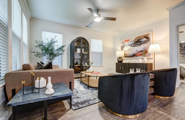 La Villita Lakeside & Landings Gallery 3