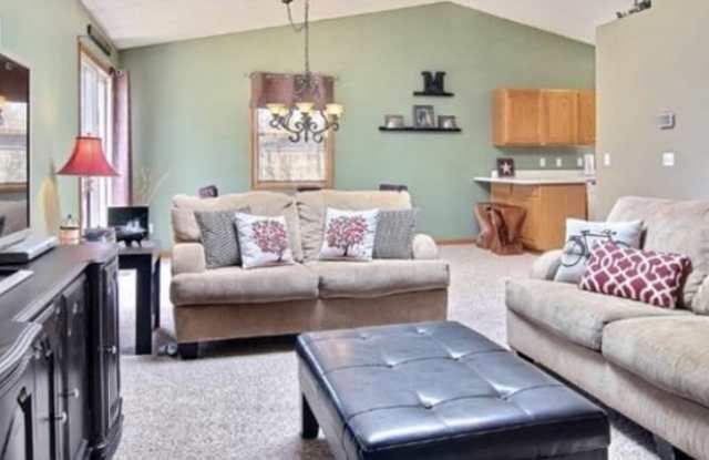 3311 Rustic Ln Gallery 2