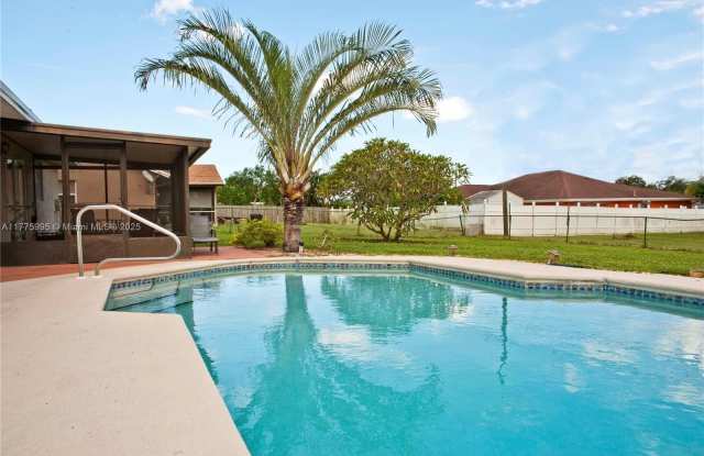 458 SE Doat St - 458 Southeast Doat Street, Port St. Lucie, FL 34983