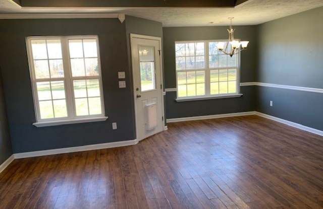 195 Tyler Ln Gallery 2