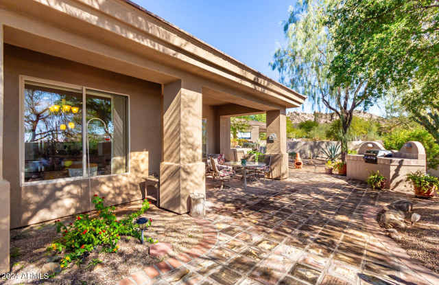 7295 E SUNSET SKY Circle Gallery 3