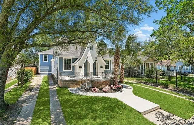 3907 ELYSIAN FIELDS Avenue Gallery 2
