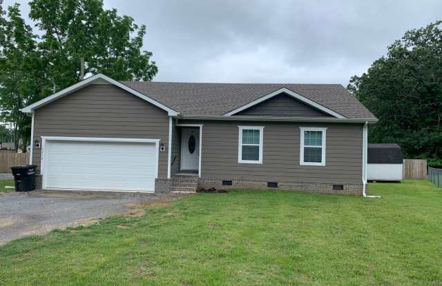 Charming Tullahoma Home Near Country Club photos photos