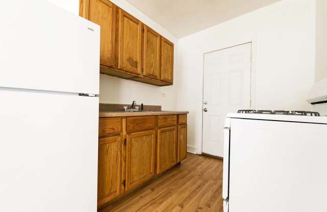 7348 S King Dr photos photos