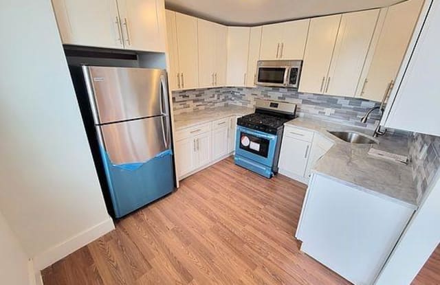 3551 East Tremont Avenue photos photos