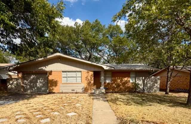 3 Bedroom 2 Bath in Gatesville Gallery 1